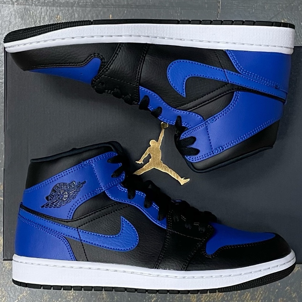 Nike Air Jordan 1 Mid Hyper Royal 554724-077 10 - Picture 2 of 10